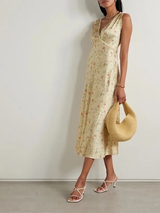 Doen Dresses & Skirts - NWT Doen Tahlia Dress in Flowering Meadow, size S